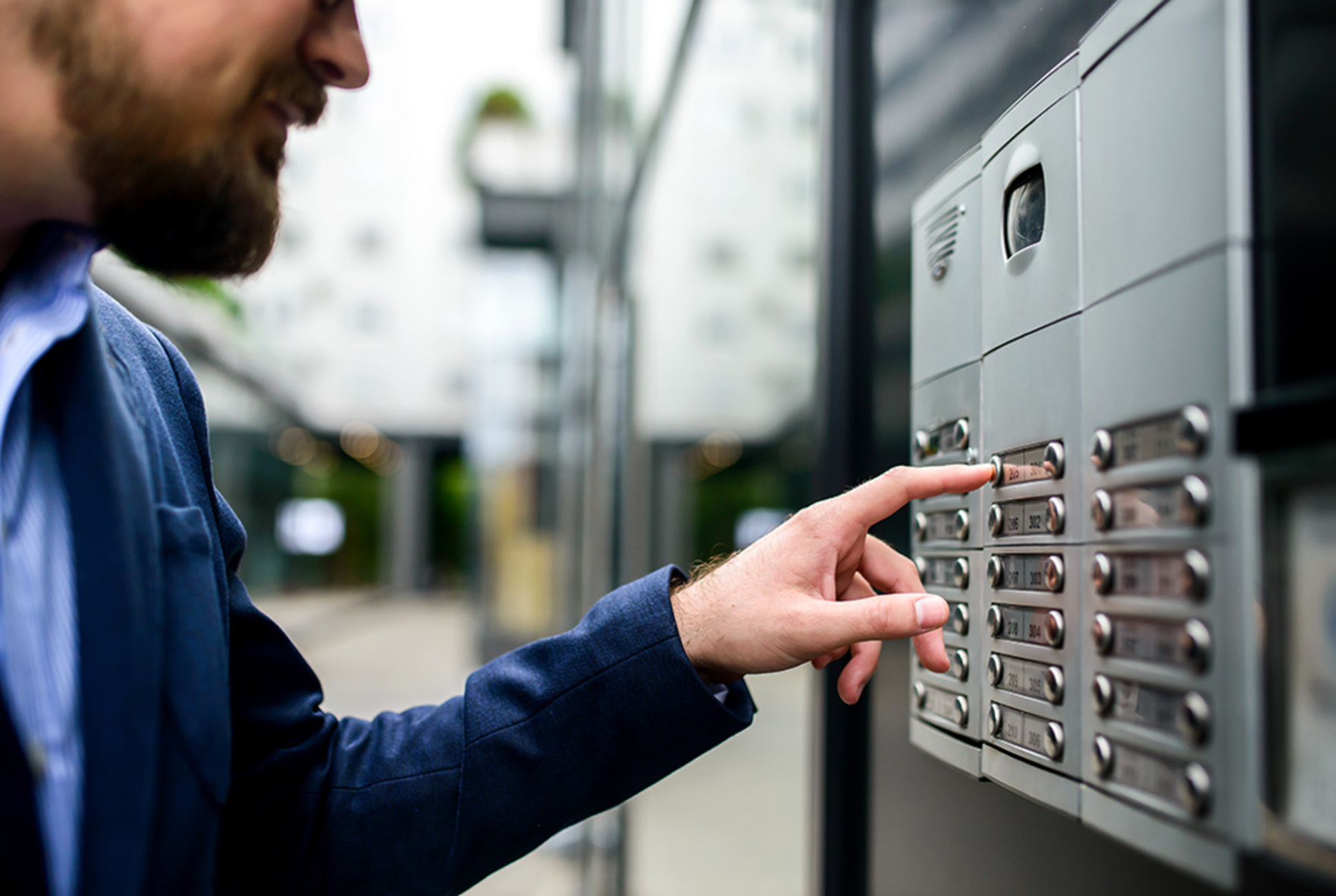 Sprech­anlagen bei Elektrotechnik Hackethal in Reinholterode